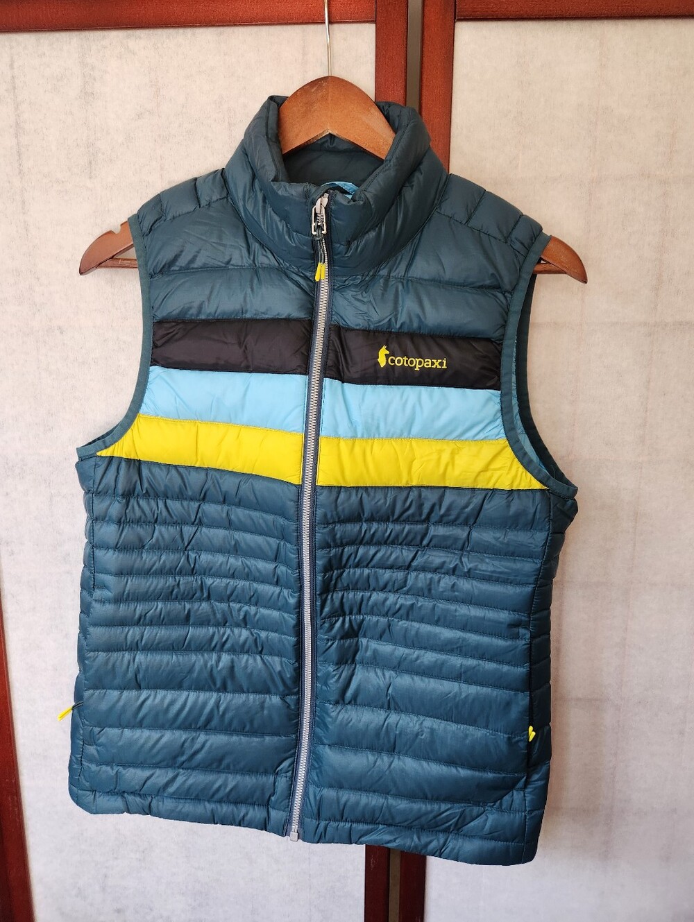 Cotopaxi Women's Fuego Down Vest Deep Ocean Small 800 Fill